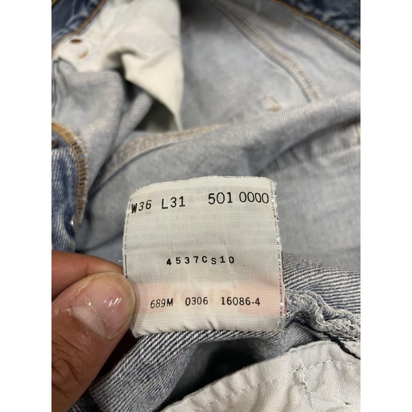 Levis 501 XX Jeans Mens 36x27 Light Wash Blue Straight Leg Button Fly Distressed - Picture 10 of 16